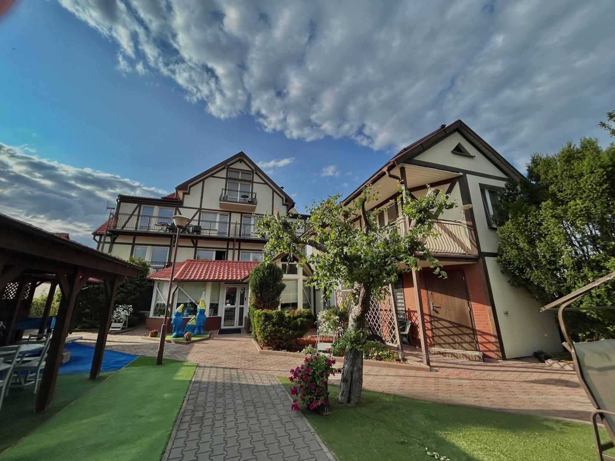 Polaris Krynica Morska Hotel Exterior photo