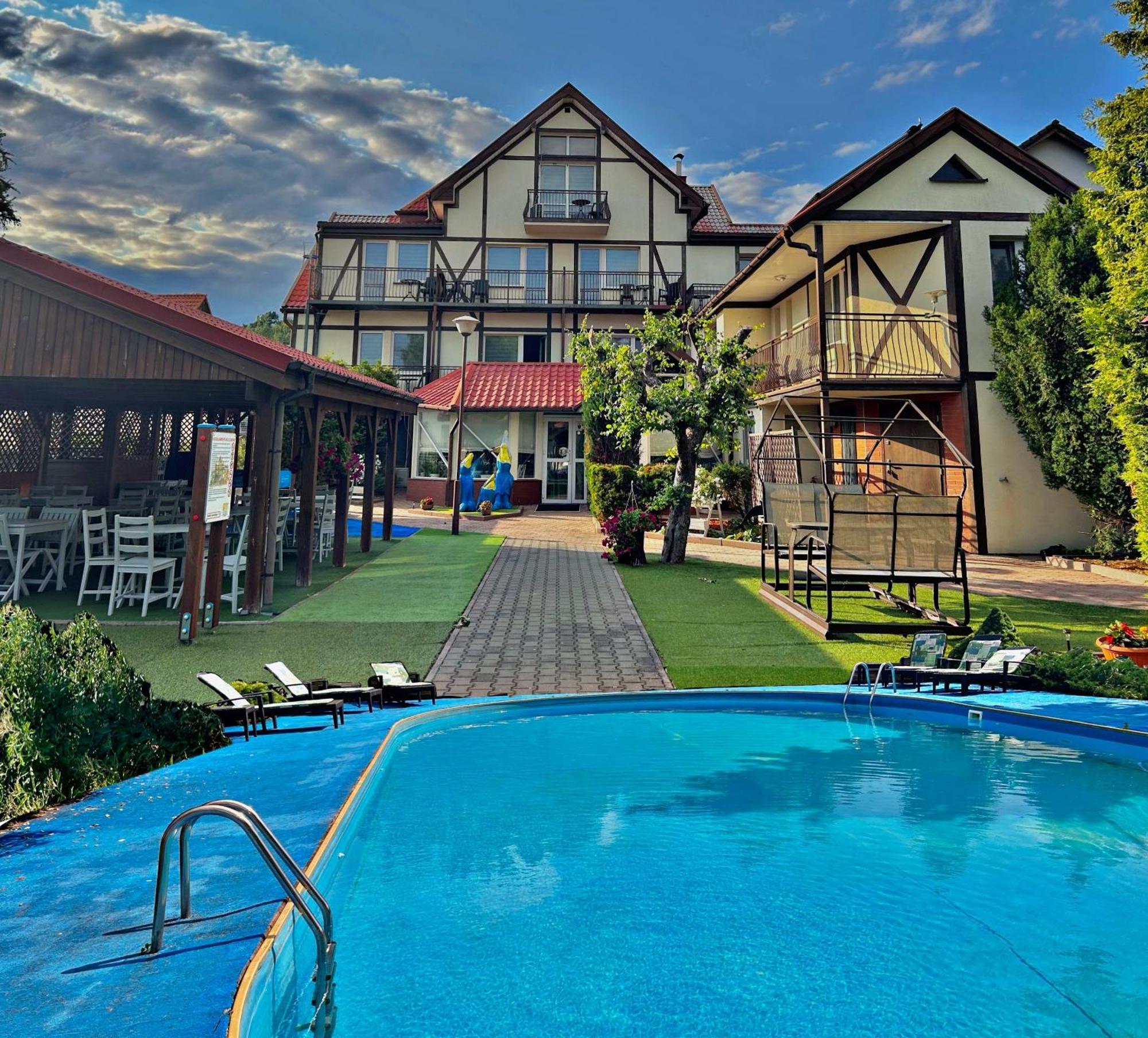 Polaris Krynica Morska Hotel Exterior photo
